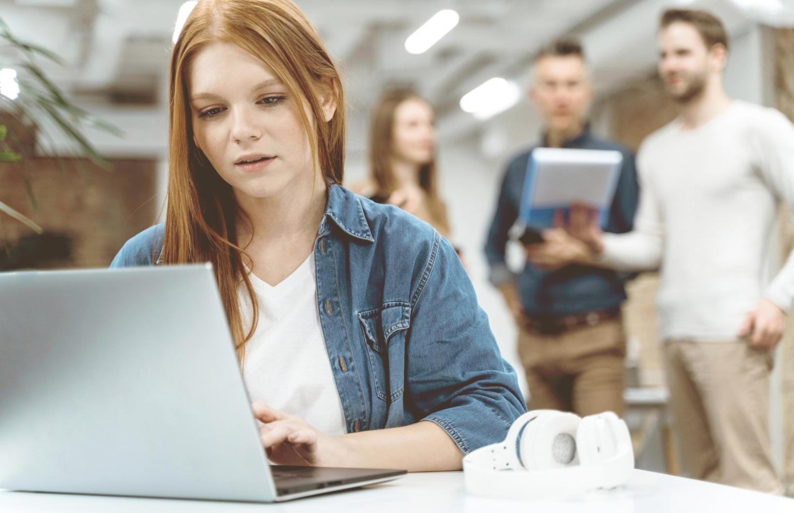 Qualitative Marktstudien und Experteninterviews